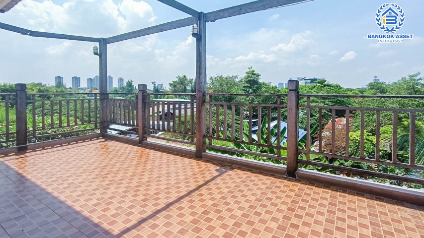 *****ทาวน์โฮมมือสองย่านนนทบุรี ม.ลูกกอล์ฟ พรีเมี่ยม ติวานนท์-ปากเกร็ด #หลังมุม เนื้อที่กว้างขวางสุดๆ ถึง 46 ตร.ว. ฟังก์ชัน 3 ห้องนอน 3 ห้องน้ำ 3 ที่จอดรถ ตกแต่งบ้านด้วยวัสดุอย่างดี พร้อมของแถมเพียบ! บนทำเลคุณภาพ ใกล้รถไฟฟ้าสายสีชมพู "สถานีแยกปากเกร็ด" และทางด่วน "ศรีรัช"